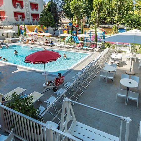 Hotel Eiffel リミニ エクステリア 写真